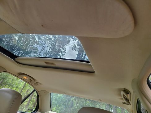 Used 2001 Oldsmobile Intrigue GL w/ Premium Leather Pkg image 11