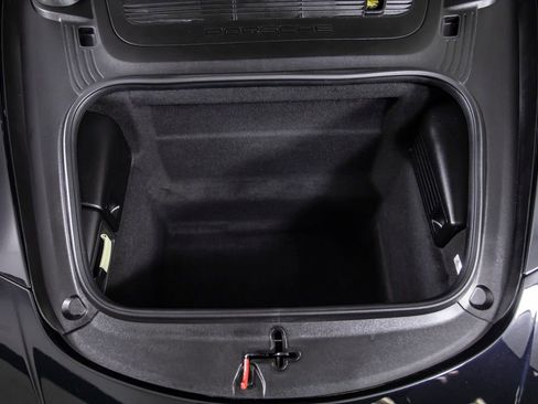 Used 2018 Porsche 911 Carrera S image 39