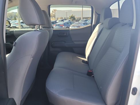 Used 2021 Toyota Tacoma SR w/ SR Convenience Package image 14