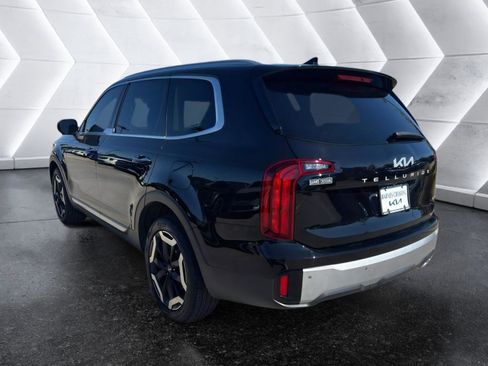 Used 2024 Kia Telluride S w/ S Sunroof Package image 7