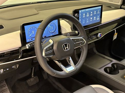 New 2026 Honda Prologue Touring image 19