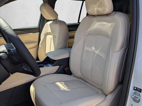 New 2026 Jeep Grand Cherokee Limited AWD/4WD image 4