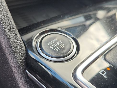 Used 2023 Kia Sportage EX image 25