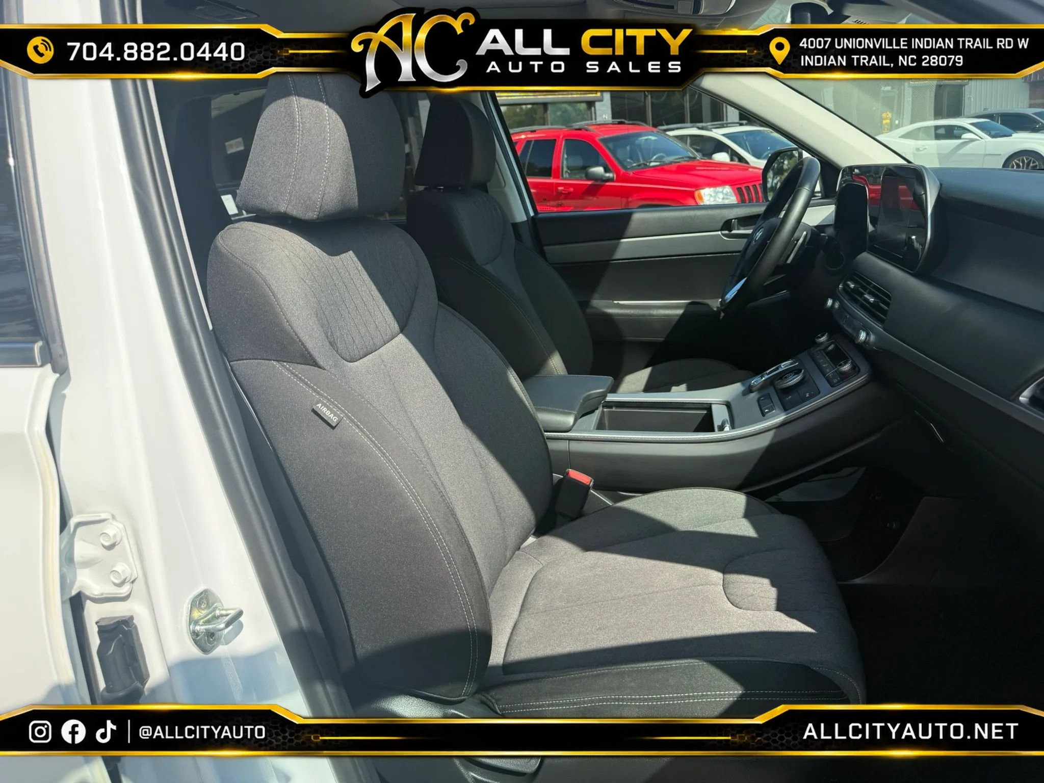 Used 2021 Hyundai Palisade SEL w/ Convenience Package FWD image 23