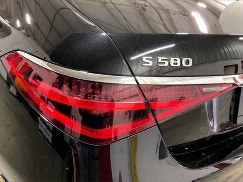Used 2022 Mercedes-Benz S 580 S 580 image 30