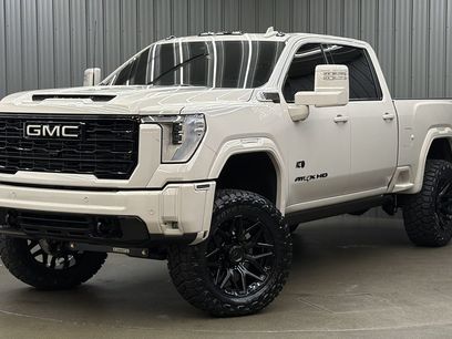 Used 2026 GMC Sierra 2500 AT4X w/ LPO, Black Badging Package