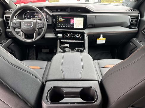 New 2026 GMC Sierra 1500 AT4 w/ Technology Package AWD/4WD image 18
