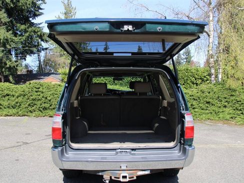 Used 2000 Toyota 4Runner SR5 image 17