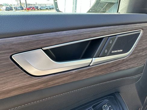 New 2026 Volkswagen Atlas SEL Premium R-Line AWD/4WD image 19