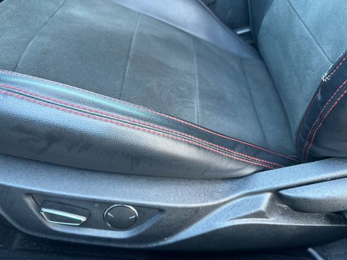 Used 2019 Ford Mustang GT Premium w/ Equipment Group 401A RWD image 13