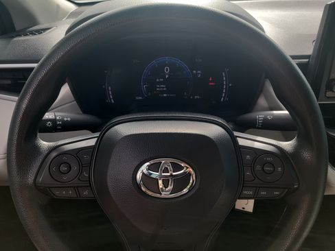 Certified 2026 Toyota Corolla Cross L FWD image 25
