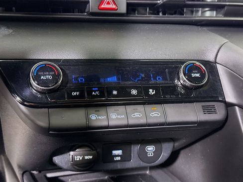 Certified 2025 Hyundai Elantra Sport FWD image 8