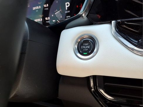 Used 2024 GMC Canyon AT4X AWD/4WD image 26