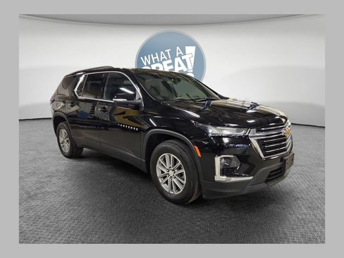 Certified 2023 Chevrolet Traverse LT AWD/4WD image 1