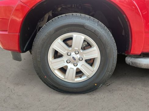 Used 2010 Ford Explorer XLT AWD/4WD image 9