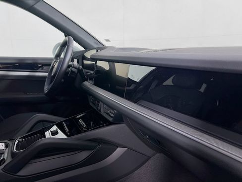 New 2026 Porsche Cayenne AWD/4WD image 31