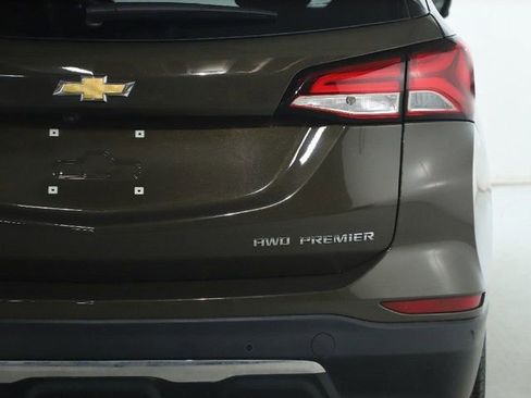 Used 2023 Chevrolet Equinox Premier image 46