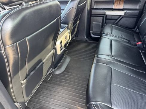 Used 2020 Ford F150 Lariat w/ Equipment Group 502A Luxury AWD/4WD image 18