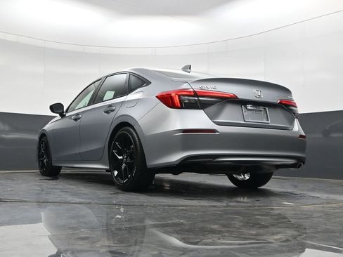 Used 2023 Honda Civic Sport image 29