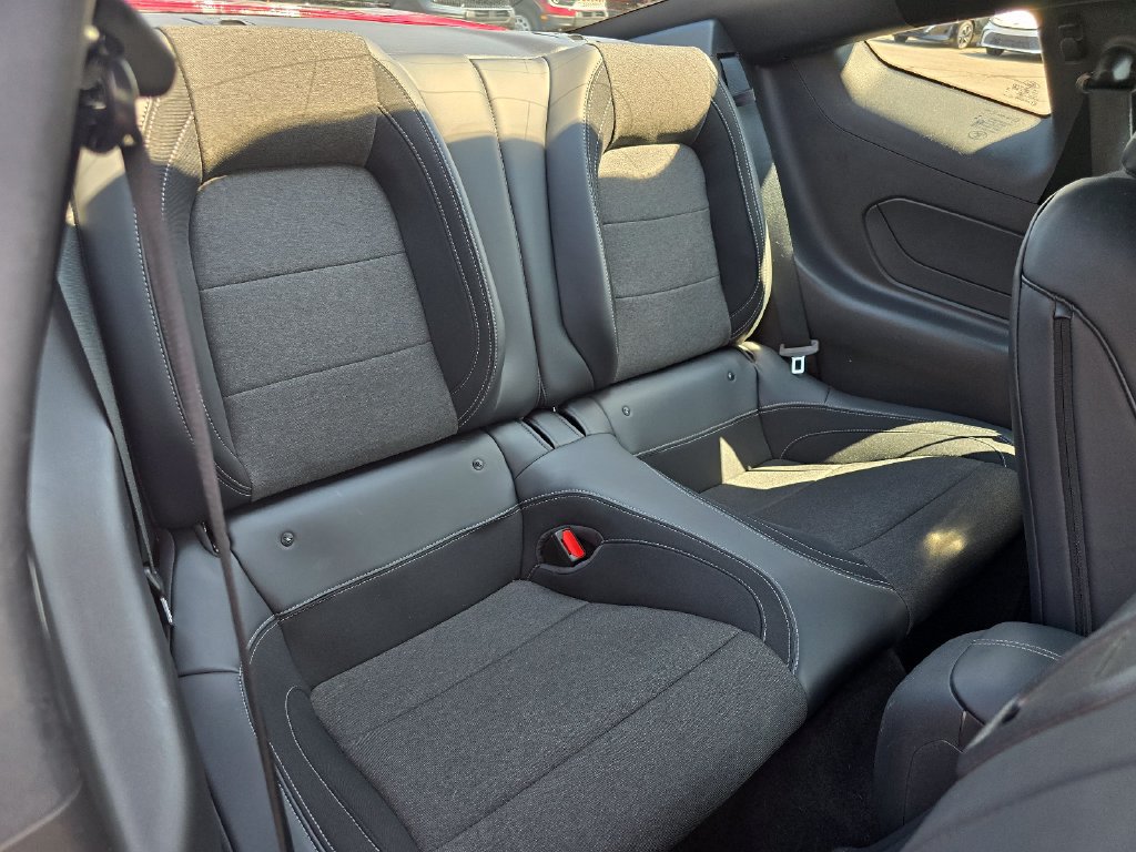 Used 2025 Ford Mustang Coupe RWD image 11