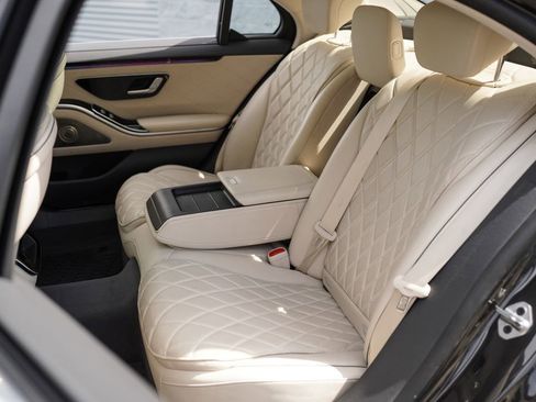 Used 2022 Mercedes-Benz S 500 4MATIC image 24