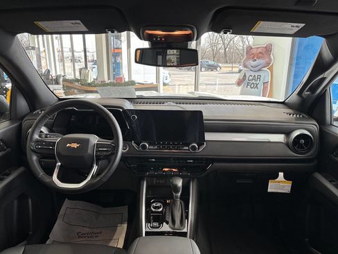 New 2024 Chevrolet Colorado LT w/ LT Convenience Package III image 15