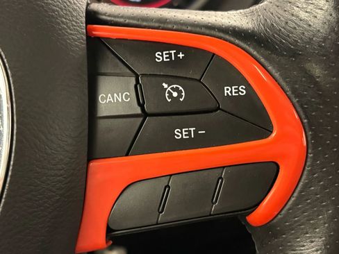 Used 2017 Dodge Challenger SXT Plus image 45