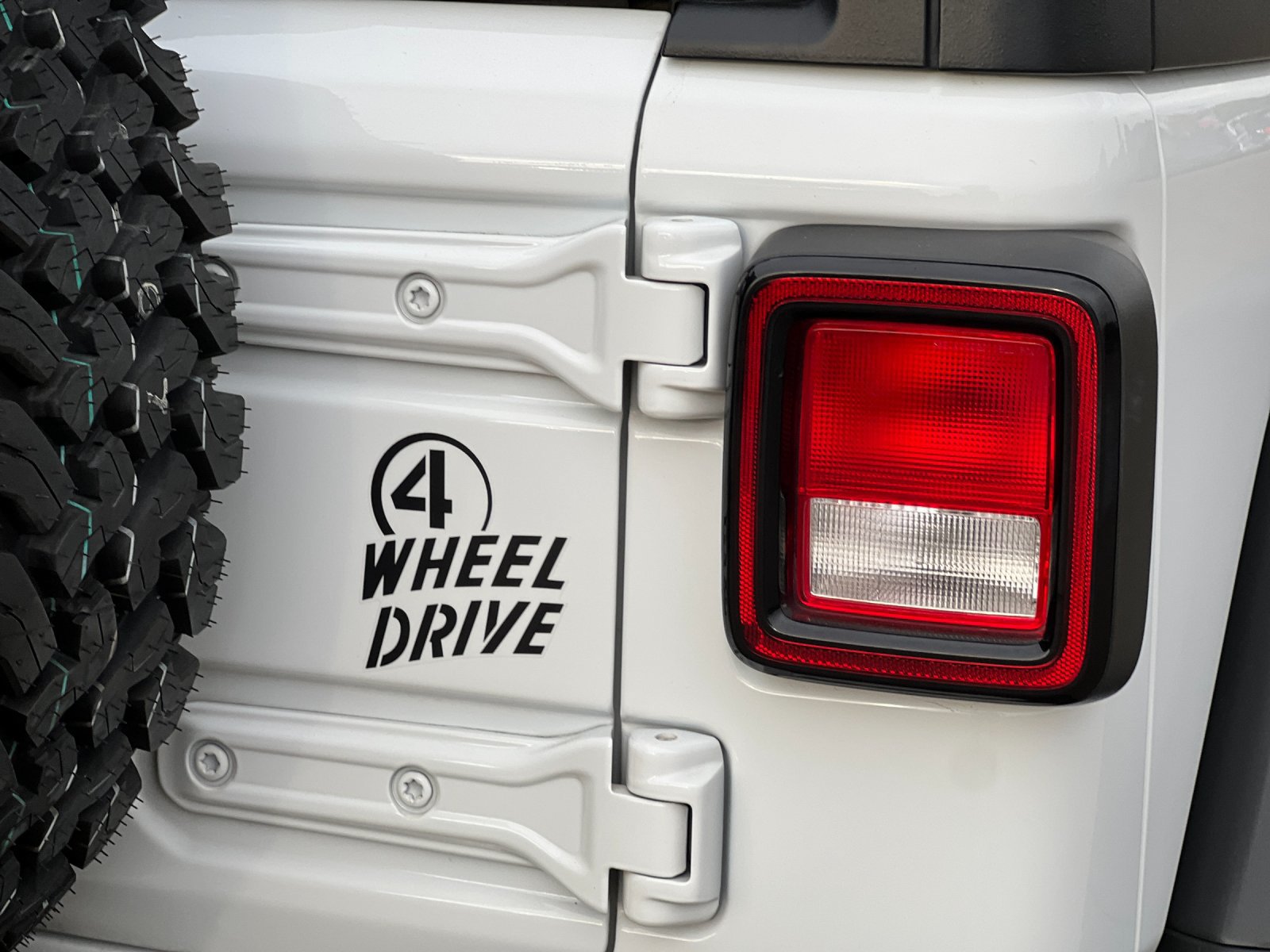 Used 2025 Jeep Wrangler Unlimited Sport AWD/4WD image 37