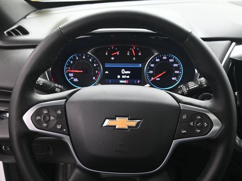 Certified 2023 Chevrolet Traverse LT w/ LT Premium Package AWD/4WD image 9