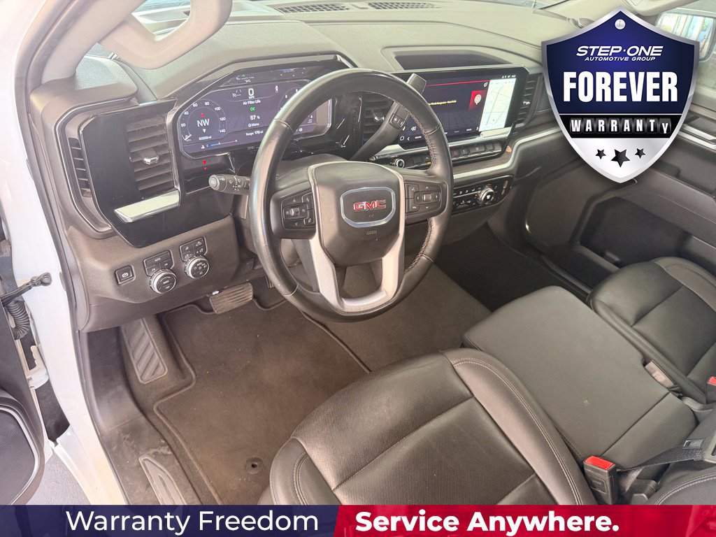 Used 2025 GMC Sierra 1500 SLT AWD/4WD image 12