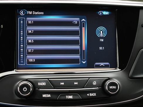 Used 2017 Buick Envision Essence AWD/4WD image 16