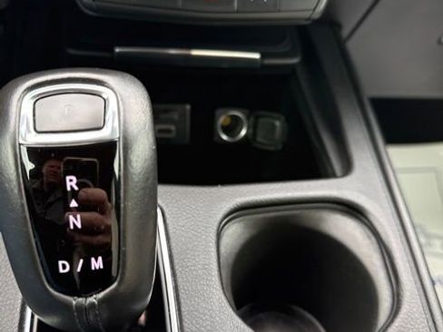 Used 2019 Cadillac XT4 Sport w/ Enhanced Visibility Package FWD image 21