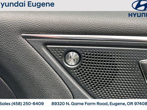 Used 2019 Ford Edge Titanium w/ Cold Weather Package image 27