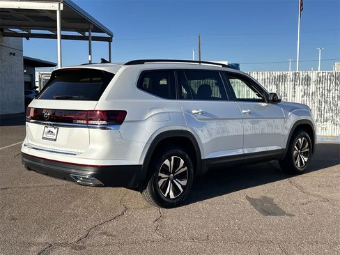 New 2026 Volkswagen Atlas SE image 5