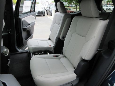 New 2026 Lexus TX 350 AWD image 25