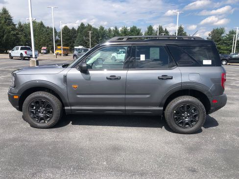 New 2025 Ford Bronco Sport Badlands image 2