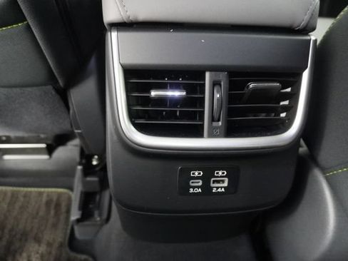 Certified 2025 Subaru Outback Onyx Edition AWD/4WD image 33
