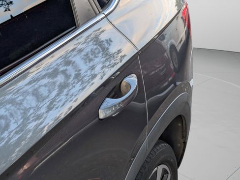 Used 2022 Volkswagen Taos SE image 24