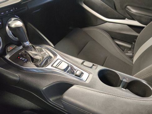 Used 2019 Chevrolet Camaro LT RWD image 26