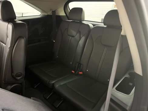 Used 2025 Kia Sorento EX FWD image 21