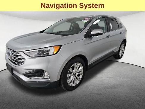 Used 2022 Ford Edge Titanium w/ Equipment Group 301A AWD/4WD image 4