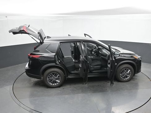 Used 2024 Nissan Rogue S AWD/4WD image 49