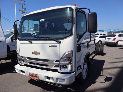 New 2024 Chevrolet Low Cab Forward image 1