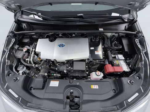 Certified 2021 Toyota Prius LE AWD/4WD image 21