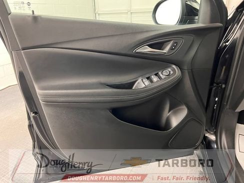 Used 2025 Buick Encore GX Preferred FWD image 29