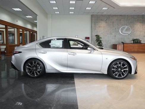 New 2025 Lexus IS 300 F Sport image 4
