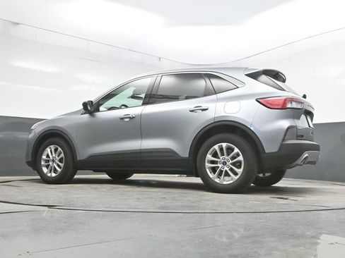 Used 2022 Ford Escape SE FWD image 29