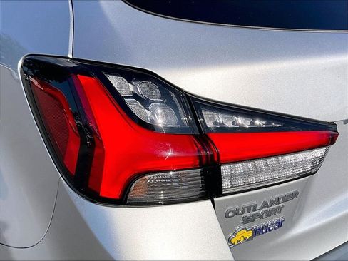 Used 2024 Mitsubishi Outlander Sport ES AWD/4WD image 30