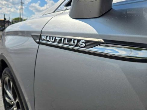 Used 2021 Lincoln Nautilus Reserve w/ Cargo Utility Package image 10