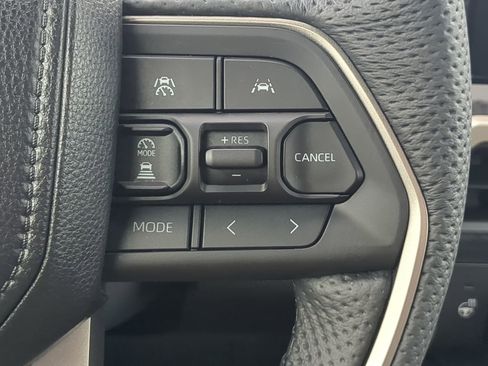 Used 2025 Toyota Tacoma Limited image 25